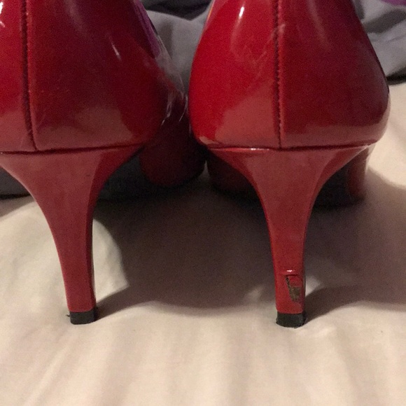 Red heels - Picture 4 of 4